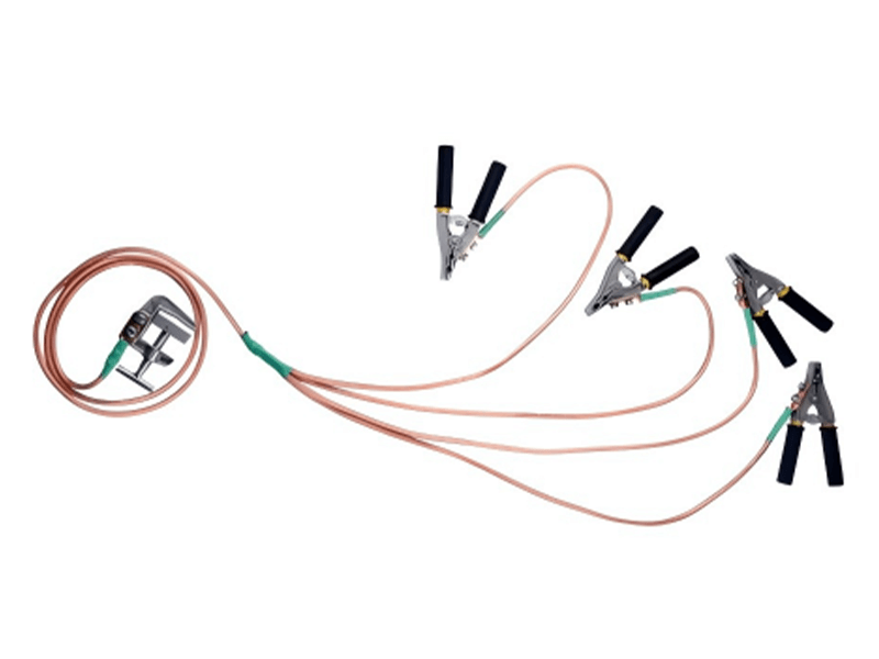 Personal protective grounding set, for safe electrical equipment grounding