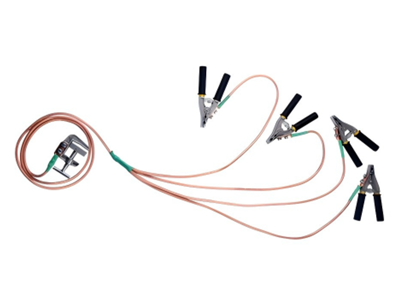 Personal protective grounding set, for safe electrical equipment grounding