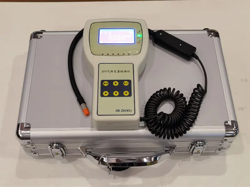 ZWLDS Portable SF6 Gas Leakage Detector with its heavy-duty carrying case