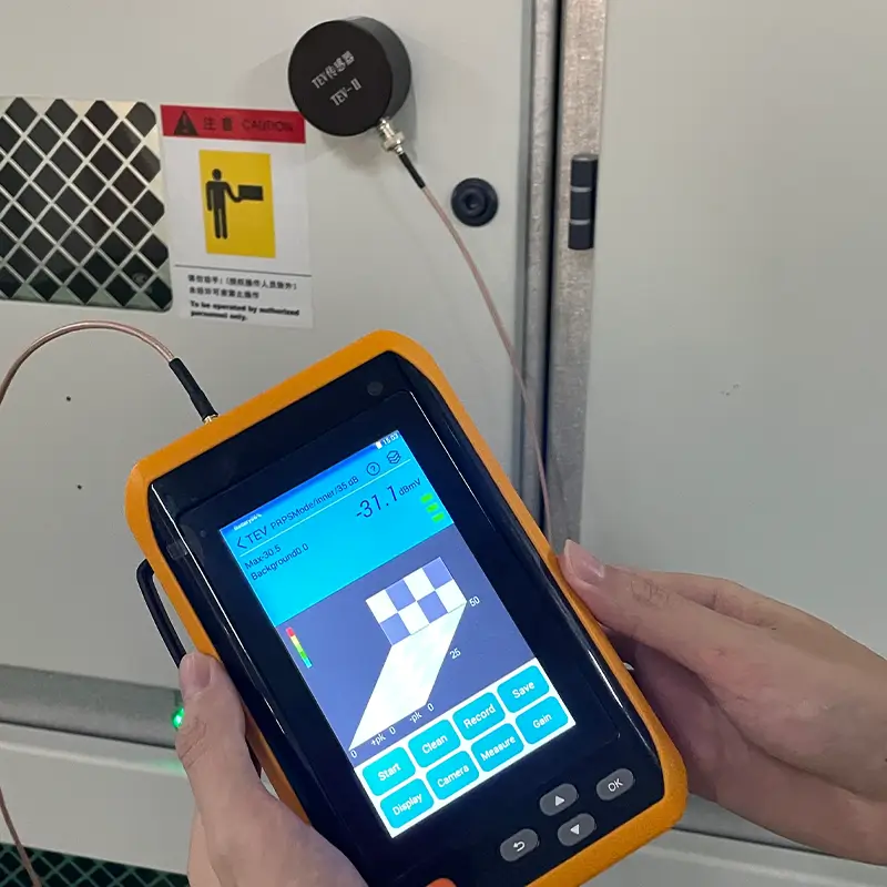 ZWPD92 Handheld Partial Discharge Tester efficiently inspect live switchgear